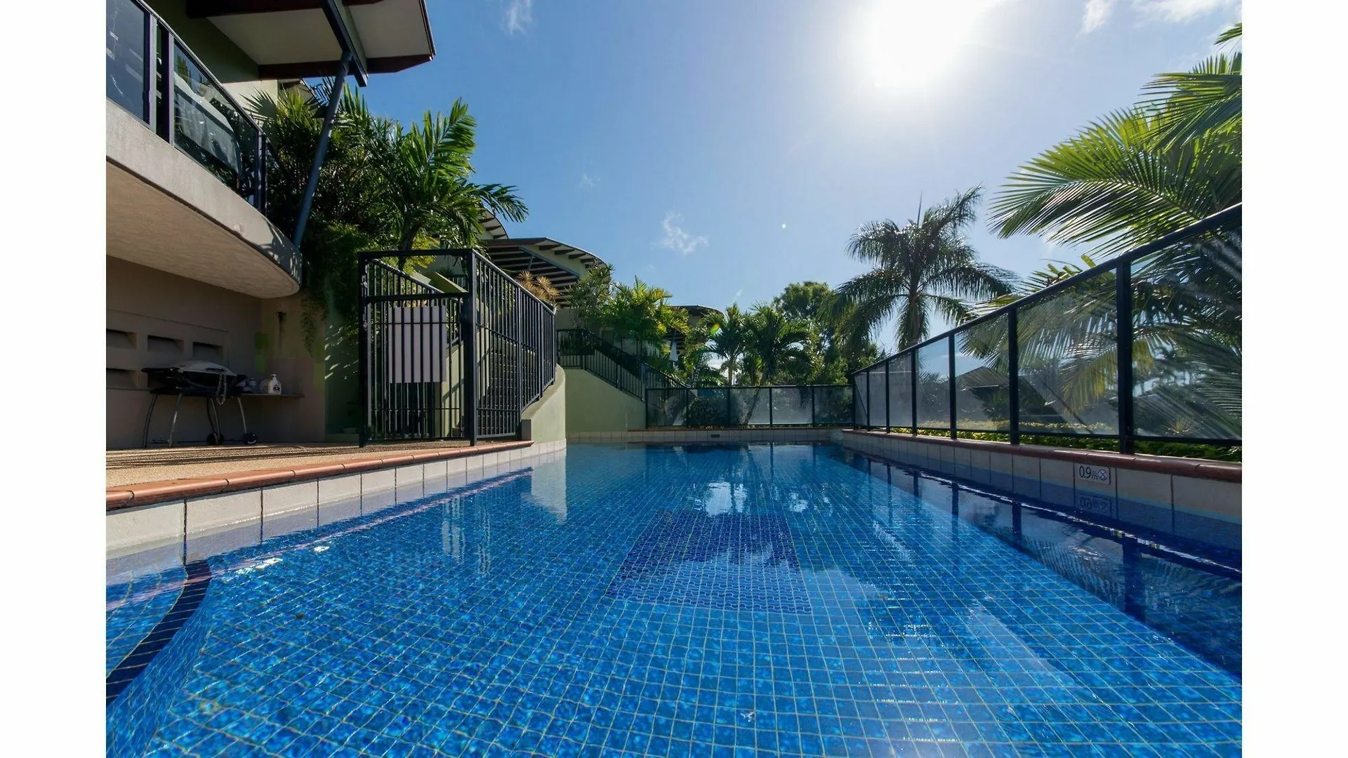 Paradise Penthouse At Waves Airlie Beach Australie