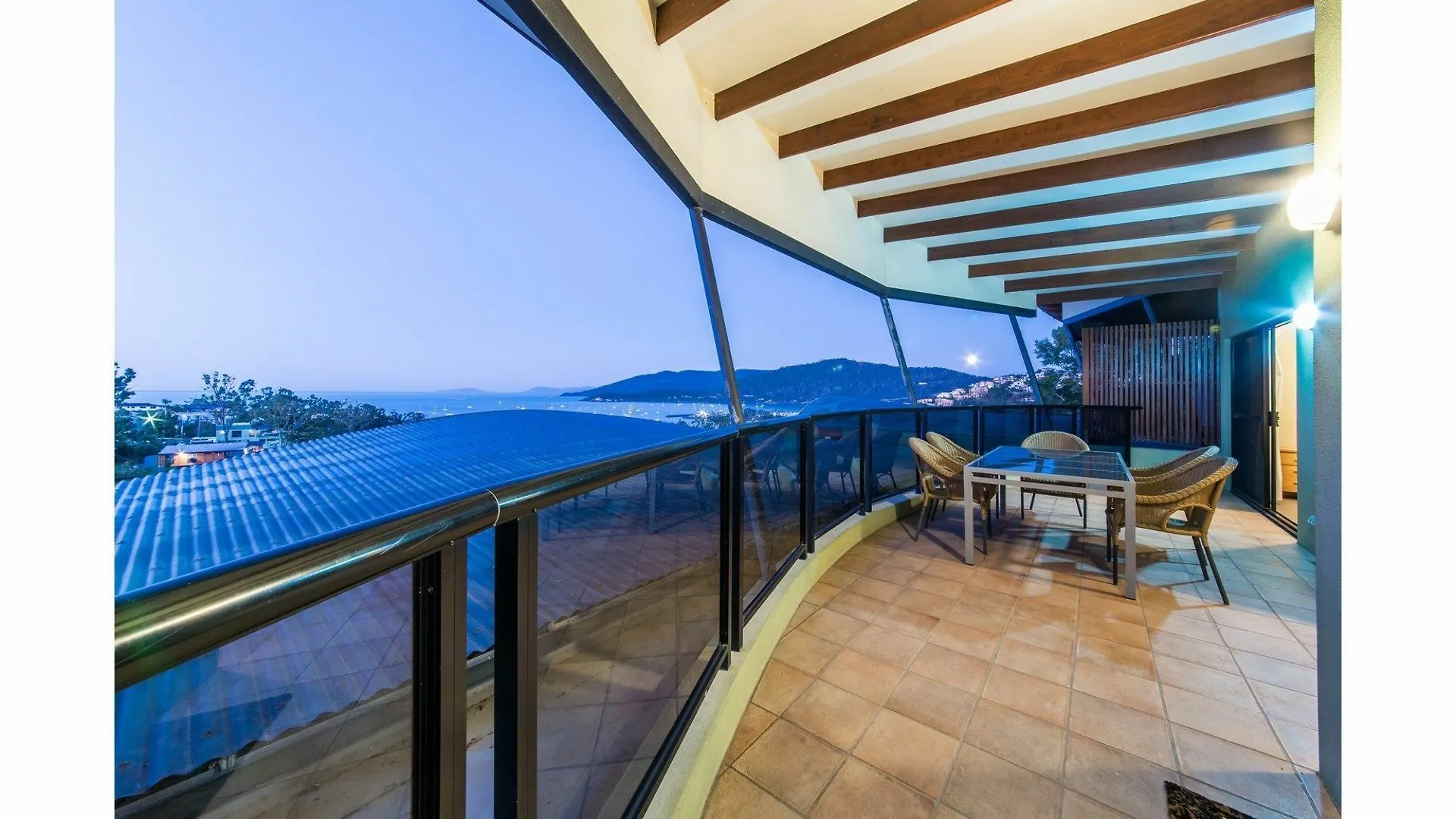Appartement Paradise Penthouse At Waves Airlie Beach Australie